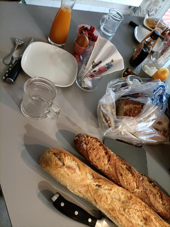 Les Bichettes Bed and Breakfast Mortagne-sur-Sevre Εξωτερικό φωτογραφία